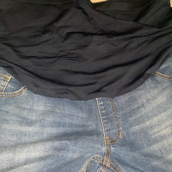 Time and true maternity jeans - Picture 2 of 3